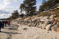 Människor på strand.