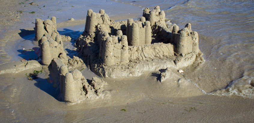 Sandslott, portryck håller ihop sanden